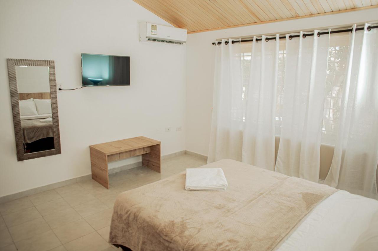 فندق Casa Lourdes فاليدوبار المظهر الخارجي الصورة